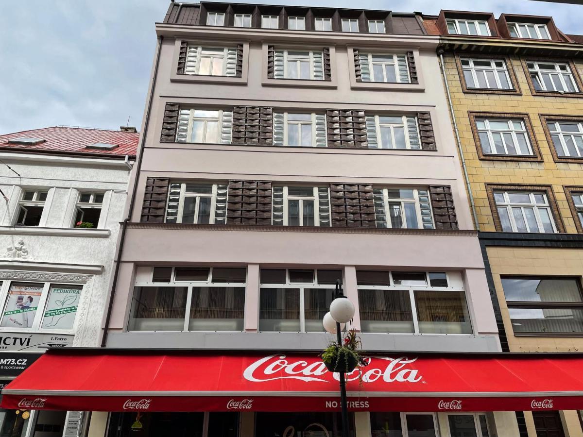 Grand Apartments In The Centre Of Teplice Buitenkant foto
